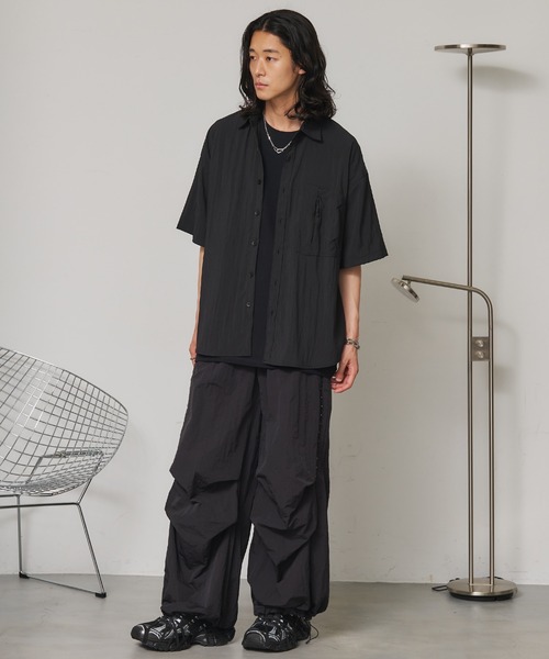 SEN TOKYO(セントーキョー)の「ファスナーポケット半袖シャツ(Tシャツ/カットソー・レディース・ブラック/ベージュ・MEDIUM/LARGE)」の13枚目の写真