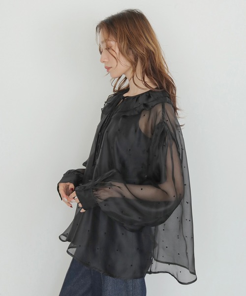 CLEIO(クレイオ)の「【CLEIO】ドットシアーパフスリーブブラウス DOT SHEER PUFF SLEEVE BLOUSE(シャツ/ブラウス・レディース・ブラック/アイボリー・FREE)」の17枚目の写真