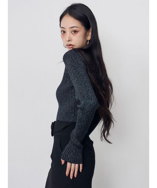 MURUA(ムルーア)の「ラメワイドリブクロップドニット 冬服(ニット/セーター・レディース・アイボリー/ブラック/グリーン/レッド/パープル・FREE)」の8枚目の写真