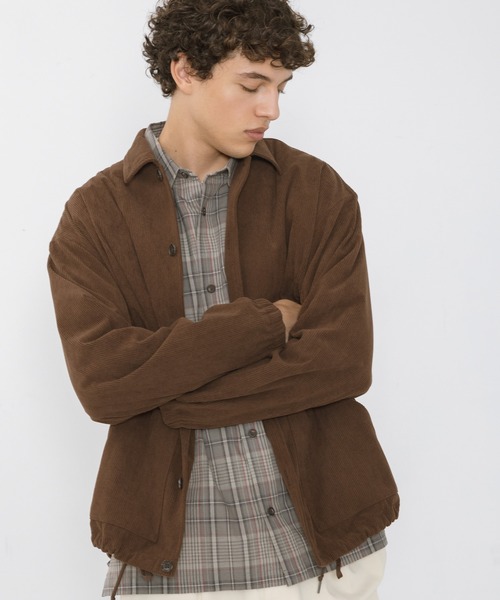 URBAN RESEARCH Sonny Label(アーバンリサーチサニーレーベル)の「コーデュロイコーチジャケット(ブルゾン・メンズ・ブラウン/ネイビー・MEDIUM/LARGE)」の1枚目の写真