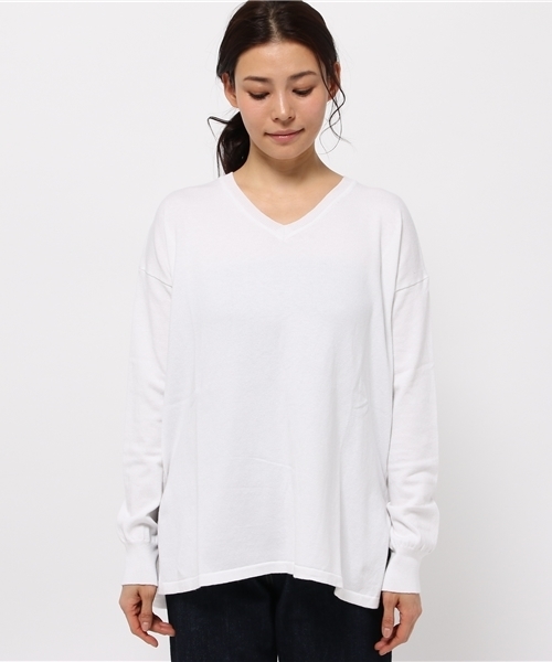 IEDIT（イディット）の「ララ・ステラ　シルク混のもっちり素材が気持ちいい二重臼編みのＶネックニット　　（ニット/セーター・レディース・ミント/ホワイト/ライトグレー/ライトベージュ・LARGE/SMALL/XX-LARGE/MEDIUM/X-LARGE）」の12枚目の写真