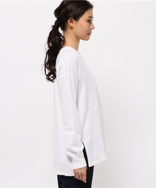 IEDIT（イディット）の「ララ・ステラ　シルク混のもっちり素材が気持ちいい二重臼編みのＶネックニット　　（ニット/セーター・レディース・ミント/ホワイト/ライトグレー/ライトベージュ・LARGE/SMALL/XX-LARGE/MEDIUM/X-LARGE）」の13枚目の写真