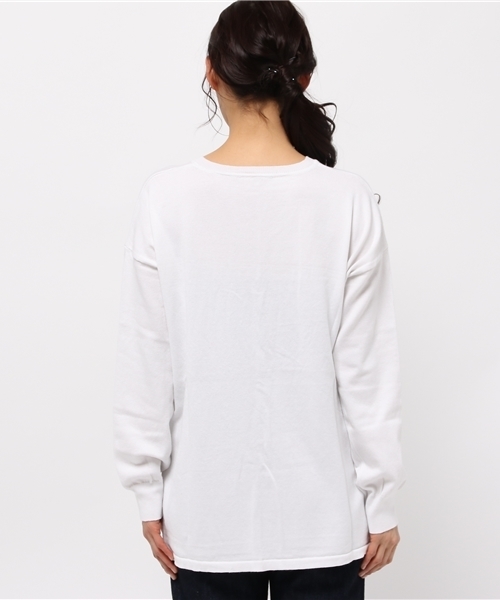 IEDIT（イディット）の「ララ・ステラ　シルク混のもっちり素材が気持ちいい二重臼編みのＶネックニット　　（ニット/セーター・レディース・ミント/ホワイト/ライトグレー/ライトベージュ・LARGE/SMALL/XX-LARGE/MEDIUM/X-LARGE）」の14枚目の写真