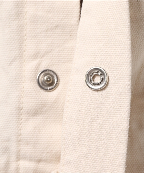 Snow Peak（スノーピーク）の「オカヤマ オックス シャツ -生成- （ユニセックス）（シャツ/ブラウス・メンズ・キナリ・1/SMALL/LARGE/MEDIUM/X-LARGE/2/XX-LARGE）」の8枚目の写真