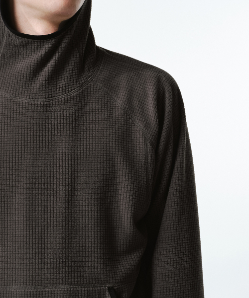 MUSINSA STANDARD（ムシンサスタンダード）の「[シティレジャー] グリッドポーラフリースフード付き長袖Tシャツ [マッドグレー]（その他アウター・メンズ・その他・MEDIUM/LARGE/2XL/SMALL/X-LARGE）」の5枚目の写真