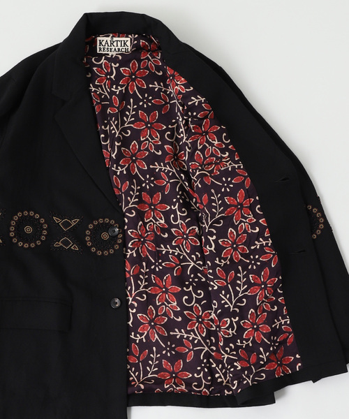 JOURNAL STANDARD(ジャーナルスタンダード)の「KARTIK RESEARCH カルティック リサーチ Two Button Blazer-WOOL(その他アウター・メンズ・ブラック・LARGE/MEDIUM)」の5枚目の写真
