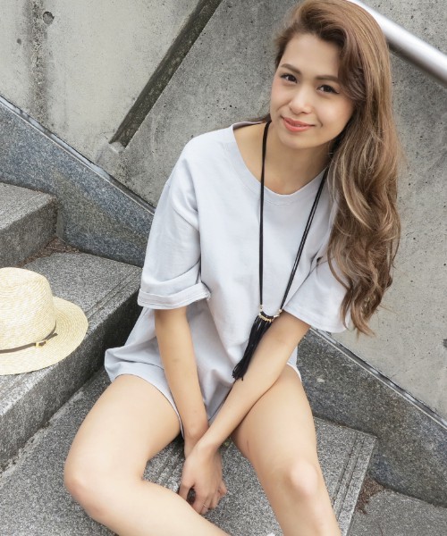 EGOIST（エゴイスト）の「フロントスリットルーズトップ（Tシャツ/カットソー・レディース・ホワイト/ブラック/カーキ/グレー・FREE）」の3枚目の写真