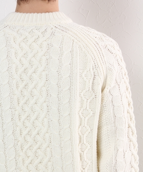 GLOBAL WORK（グローバルワーク）の「３ゲージケーブルニットプルオーバー/719623（ニット/セーター・メンズ・ベージュ/ネイビー/ダークグレー/ライトピンク/ホワイト/グリーン・SMALL/LARGE/X-LARGE/MEDIUM）」の9枚目の写真