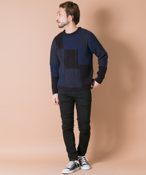 URBAN RESEARCH（アーバンリサーチ）の「UR 編地MIXパネルカラーC/Nニット（ニット/セーター・メンズ・チャコールグレー/ネイビー/ブラウン・LARGE/MEDIUM）」の14枚目の写真