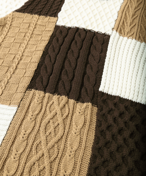 URBAN RESEARCH（アーバンリサーチ）の「UR 編地MIXパネルカラーC/Nニット（ニット/セーター・メンズ・チャコールグレー/ネイビー/ブラウン・LARGE/MEDIUM）」の8枚目の写真