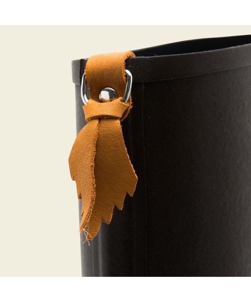 AIGLE(エーグル)の「ミスジュリエットA ラバーブーツ(レインシューズ・レディース・ブラック/ブロンズ/グレー/ブラウン/ブルー/カーキ/ライトブラウン/マジェンタ/ブラック系その他・38/36/35/39/37)」の18枚目の写真