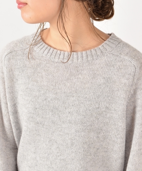 SHIPS BLUESTORE（シップスブルーストア）の「SHIPS BLUESTORE:ベーシック カラーシェットクルーネックニット◇（ニット/セーター・レディース・ライトグレー/レッド/オレンジ/ブルー/グリーン/ダークグレー・ONE SIZE）」の10枚目の写真