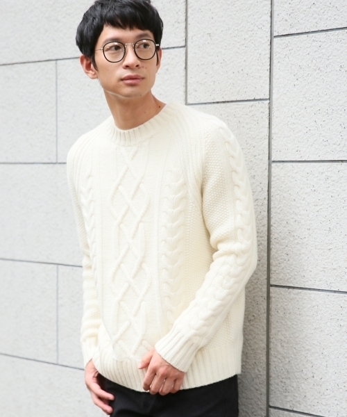 GLOBAL WORK（グローバルワーク）の「3ゲージケーブルニットプルオーバー/776051（ニット/セーター・メンズ・ホワイト/ダークブラウン/ライトグレー/グレー/ネイビー/ベージュ/レッド・SMALL/MEDIUM/LARGE/X-LARGE）」の2枚目の写真