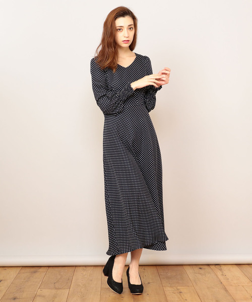 ネイビー・ホワイトドットロングワンピース 楽天市場】ドット 水玉（カラーネイビー）（ワンピース