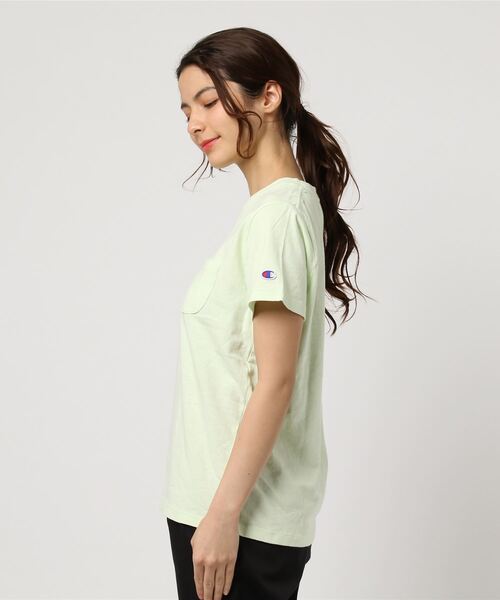 Champion(チャンピオン)の「【Champion/チャンピオン】レディース ポケットTシャツ(Tシャツ/カットソー・レディース・ブラック/ホワイト/グリーン系その他/ネイビー/グレー/オレンジ系その他3/バイオレット/サンドベージュ/スモーキーグリーン系1/スカイブルー・MEDIUM/LARGE)」の11枚目の写真