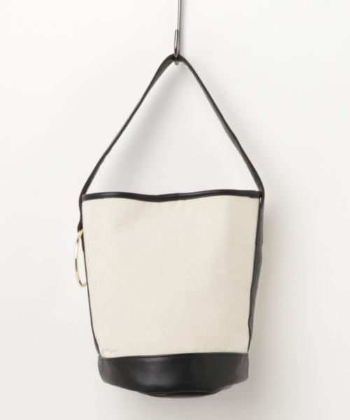 LBC(エルビーシー)の「リング付きバケツ型キャンバストート (トートバッグ・レディース・ライトブラウン/ピンク/ブラック・FREE)」の4枚目の写真