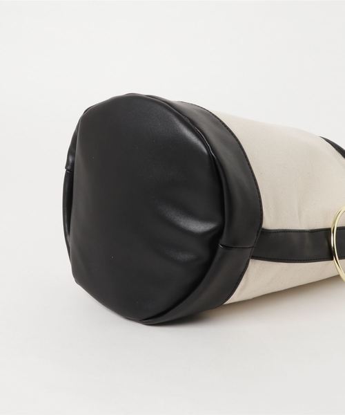 LBC(エルビーシー)の「リング付きバケツ型キャンバストート (トートバッグ・レディース・ライトブラウン/ピンク/ブラック・FREE)」の5枚目の写真