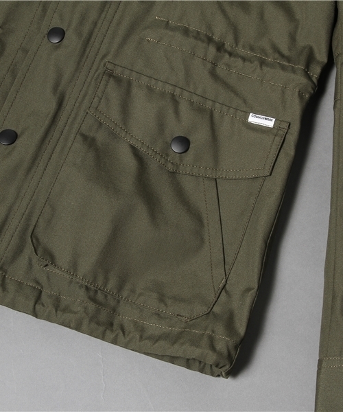 AMERICAN RAG CIE（アメリカンラグシー）の「COMMONWARE AMERICAN RAG CIE&Magine マウンテンパーカー（マウンテンパーカー・メンズ・ネイビー/オリーブ・44/46）」の4枚目の写真