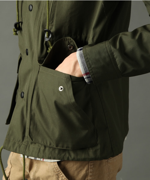 AMERICAN RAG CIE（アメリカンラグシー）の「COMMONWARE AMERICAN RAG CIE&Magine マウンテンパーカー（マウンテンパーカー・メンズ・ネイビー/オリーブ・44/46）」の16枚目の写真