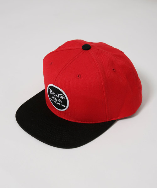 BRIXTON（ブリクストン）の「BRIXTON/別注ＷＨＥＥＬＥＲ　ＳＮＡＰＢＡＣＫ（キャップ・メンズ・グレー/レッド・FREE）」の4枚目の写真