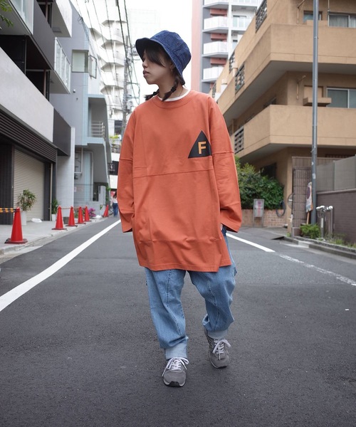 AFYF(エーエフワイエフ)の「rovtski 【ビッグシルエット】 AFYF FOOBALL TEE F(Tシャツ/カットソー・レディース・ブラック/グリーン/ホワイト/オレンジ・FREE)」の15枚目の写真