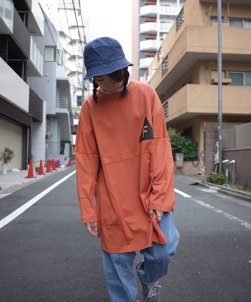 AFYF(エーエフワイエフ)の「rovtski 【ビッグシルエット】 AFYF FOOBALL TEE F(Tシャツ/カットソー・レディース・ブラック/グリーン/ホワイト/オレンジ・FREE)」の17枚目の写真