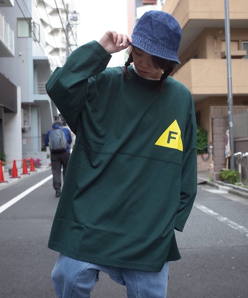 AFYF(エーエフワイエフ)の「rovtski 【ビッグシルエット】 AFYF FOOBALL TEE F(Tシャツ/カットソー・レディース・ブラック/グリーン/ホワイト/オレンジ・FREE)」の21枚目の写真