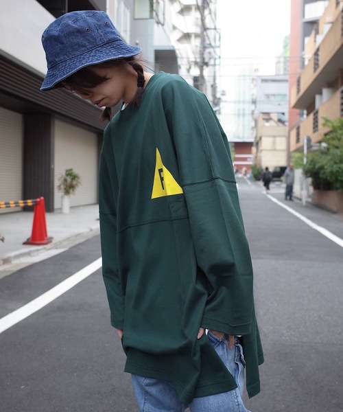 AFYF(エーエフワイエフ)の「rovtski 【ビッグシルエット】 AFYF FOOBALL TEE F(Tシャツ/カットソー・レディース・ブラック/グリーン/ホワイト/オレンジ・FREE)」の22枚目の写真
