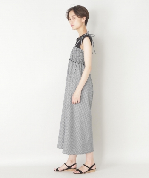 LOWRYS FARM(ローリーズファーム)の「ギンガムHWサロペット 796641(サロペット/オーバーオール・レディース・ブラック/ブルー・MEDIUM/LARGE)」の10枚目の写真