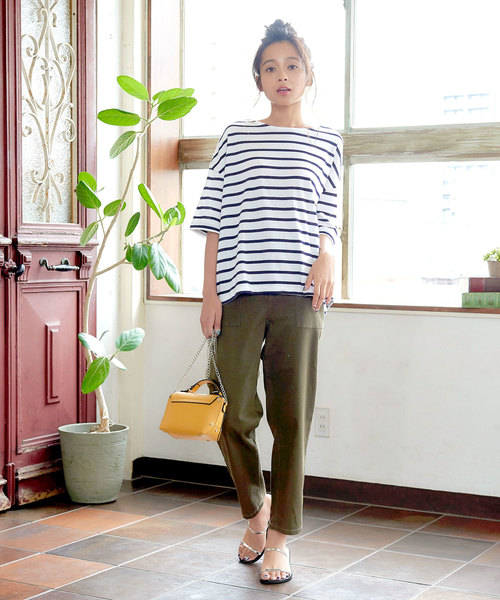 KOBE LETTUCE（コウベレタス）の「コットン100%ドロップショルダーボーダー半袖カットソー/Tシャツ/レディース[C3288]神戸レタス（Tシャツ/カットソー・レディース・ブラック系その他3/ブルー系その他/ブラック系その他/グレー系その他/ブルー系その他3/レッド系その他/ベージュ系その他/ブラック系その他2/ブルー系その他2・FREE）」の19枚目の写真