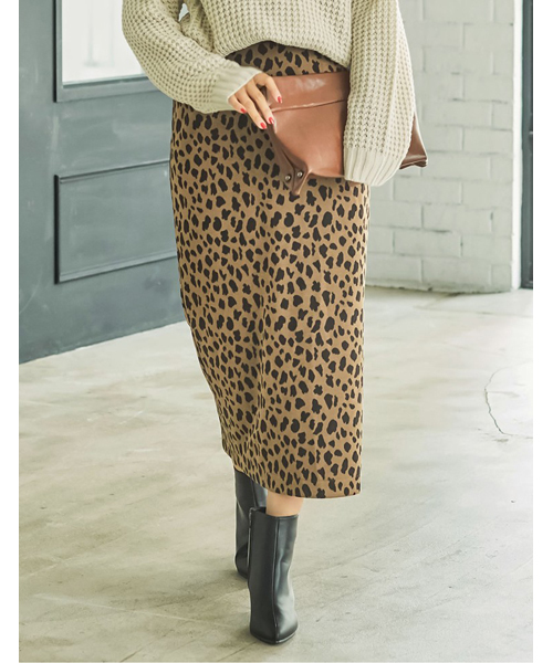 Re:EDIT（リエディ）の「レオパード柄カットジャガードロングタイトスカート（スカート・レディース・ホワイト/ブラウン/ブラック・LARGE/MEDIUM/SMALL）」の3枚目の写真