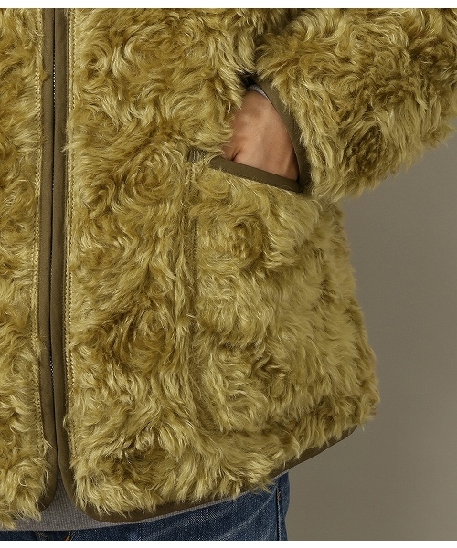 ADAM ET ROPE'(アダムエロペ)の「【Steiff for ADAM ET ROPE'】別注ボアブルゾン(ブルゾン・メンズ・ダークブラウン/ベージュ・L/M)」の7枚目の写真