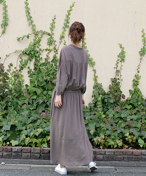 n'ee-ne（ネーネ）の「ロングワンピース（ワンピース・レディース・ブラック/ダークアッシュ/ネイビー・M/L/LL）」の15枚目の写真