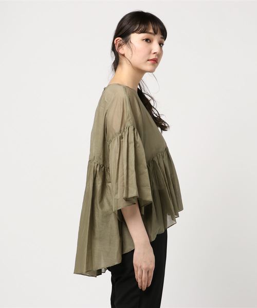 CLANE（クラネ）の「WIDE GATHER SEE THROUGH TOPS（シャツ/ブラウス・レディース・ベージュ/レッド/ホワイト・1/2）」の5枚目の写真