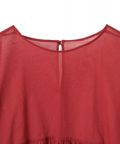CLANE（クラネ）の「WIDE GATHER SEE THROUGH TOPS（シャツ/ブラウス・レディース・ベージュ/レッド/ホワイト・1/2）」の9枚目の写真