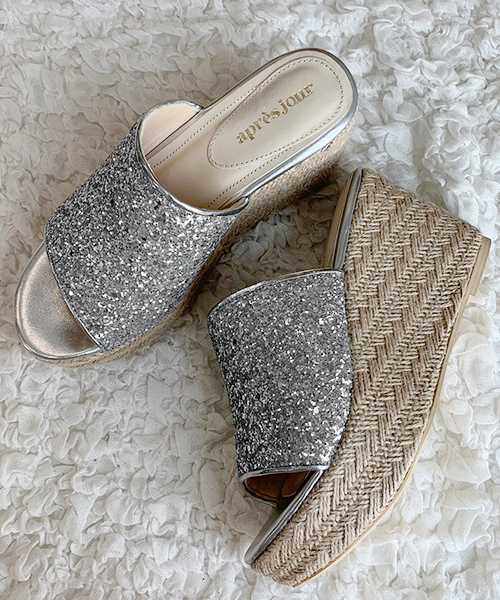 apres jour（アプレジュール）の「キラキラ厚底サンダル【ZOZOTOWN限定アイテム】（サンダル・レディース・ブラック/シルバー/ゴールド・SMALL/MEDIUM/LARGE）」の11枚目の写真