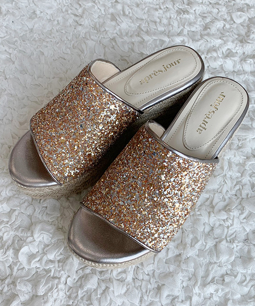 apres jour（アプレジュール）の「キラキラ厚底サンダル【ZOZOTOWN限定アイテム】（サンダル・レディース・ブラック/シルバー/ゴールド・SMALL/MEDIUM/LARGE）」の12枚目の写真