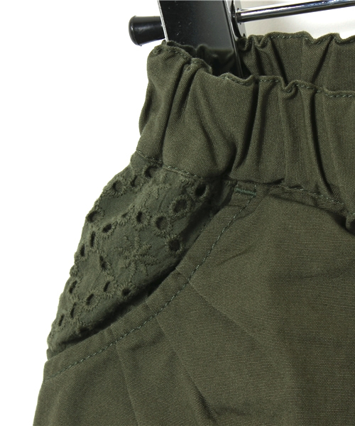 green label relaxing（グリーンレーベルリラクシング）の「【KIDS】コットンキャンバス レースツキ ショートパンツ ◆（その他パンツ・キッズ・ベージュ/ダークグリーン・95/115/125/105）」の5枚目の写真