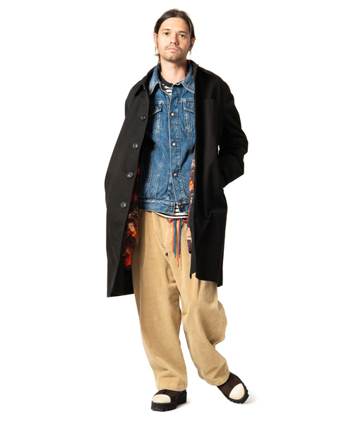 glamb(グラム)の「Dorber soutien collar coat / ドーバーステンカラーコート(ステンカラーコート・メンズ・ベージュ/ブラック・2/4/3/0/1)」の16枚目の写真