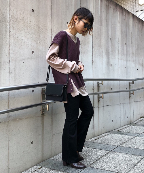 PAGEBOY（ページボーイ）の「フレアジーンズ（デニムパンツ・レディース・ブラック/サックスブルー/ライトブルー・SMALL/MEDIUM/LARGE）」の21枚目の写真