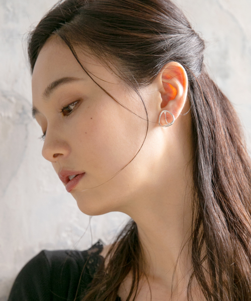 GLOBAL WORK（グローバルワーク）の「アソートコブリイヤリング/843444（イヤリング・レディース・グレー系その他/ゴールド/ゴールド系その他/その他/ライトイエロー/ライトグレー・FREE）」の6枚目の写真