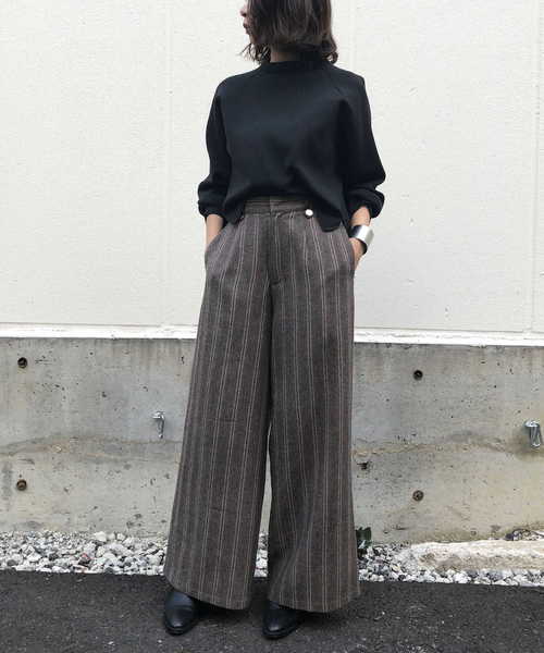 &g'aime（アンジェム）の「【＆g'aime】サイドスリットロングスリーブニット（ニット/セーター・レディース・ブラック/ブラウン/グレイッシュベージュ・FREE）」の4枚目の写真