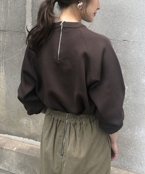 &g'aime（アンジェム）の「【＆g'aime】サイドスリットロングスリーブニット（ニット/セーター・レディース・ブラック/ブラウン/グレイッシュベージュ・FREE）」の11枚目の写真