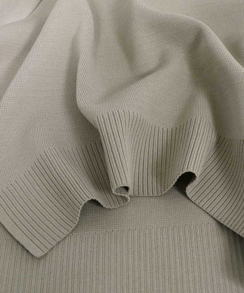 &g'aime（アンジェム）の「【＆g'aime】サイドスリットロングスリーブニット（ニット/セーター・レディース・ブラック/ブラウン/グレイッシュベージュ・FREE）」の22枚目の写真