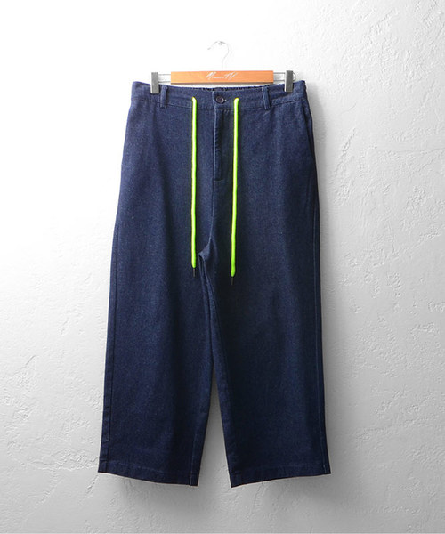 MinoriTY（マイノリティ）の「ネオンスピンドルワイドサルエルデニム（デニムパンツ・メンズ・ブルー/インディゴブルー・M/L）」の9枚目の写真
