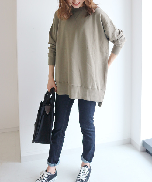 AMERICAN HOLIC（アメリカンホリック）の「ガゼット付き前後差クルーネック裏毛チュニック ＊（スウェット・レディース・チャコールグレー/カーキ/マスタード/グレイッシュベージュ/パープル/ブルー・M/L）」の11枚目の写真