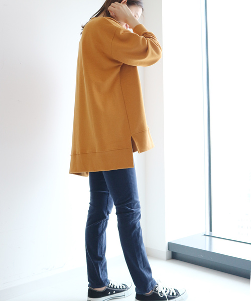 AMERICAN HOLIC（アメリカンホリック）の「ガゼット付き前後差クルーネック裏毛チュニック ＊（スウェット・レディース・チャコールグレー/カーキ/マスタード/グレイッシュベージュ/パープル/ブルー・M/L）」の12枚目の写真