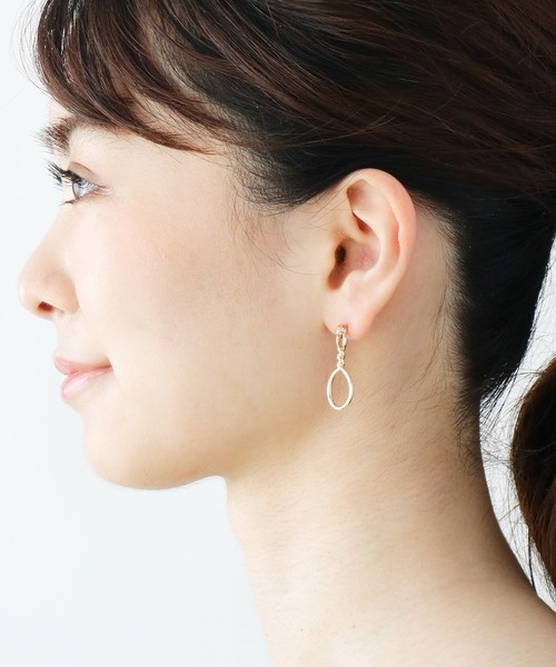 COCOSHNIK(ココシュニック)の「K10ひねりノット スタッドピアス(ピアス(両耳用)・レディース・ホワイト系その他7・00)」の7枚目の写真