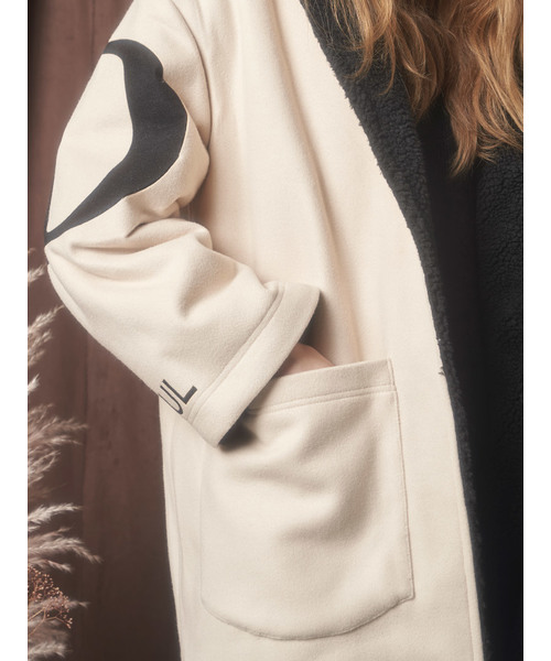 Darich（ダーリッチ）の「レタリングメルトンCT（チェスターコート  