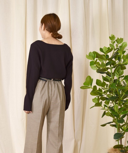 w closet（ダブルクローゼット）の「スクエアヘンリーネック長袖プルオーバー（Tシャツ/カットソー・レディース・オフホワイト/スモークグレー/ベージュ/スミクロ・FREE）」の12枚目の写真